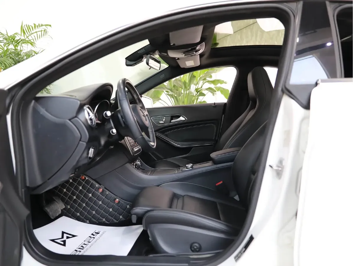 2018 Mercedes-Benz CLA Class 1.6T 156HP L4 7DCT,autocango,china used car exporter,china ev exporter,chinese used car exporter,chinese used ev exporter