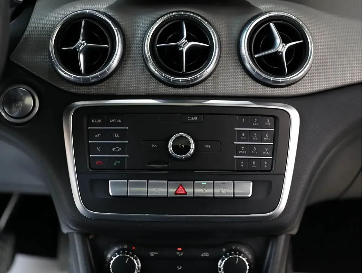 2018 Mercedes-Benz CLA Class 1.6T 156HP L4 7DCT,autocango,china used car exporter,china ev exporter,chinese used car exporter,chinese used ev exporter