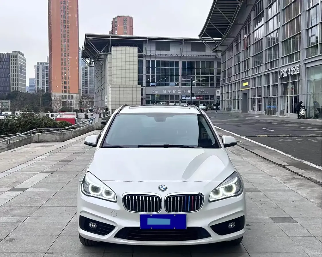 2016 BMW 2 Series Wagon 1.5T 136HP L3 6AT,autocango,china used car exporter,china ev exporter,chinese used car exporter,chinese used ev exporter