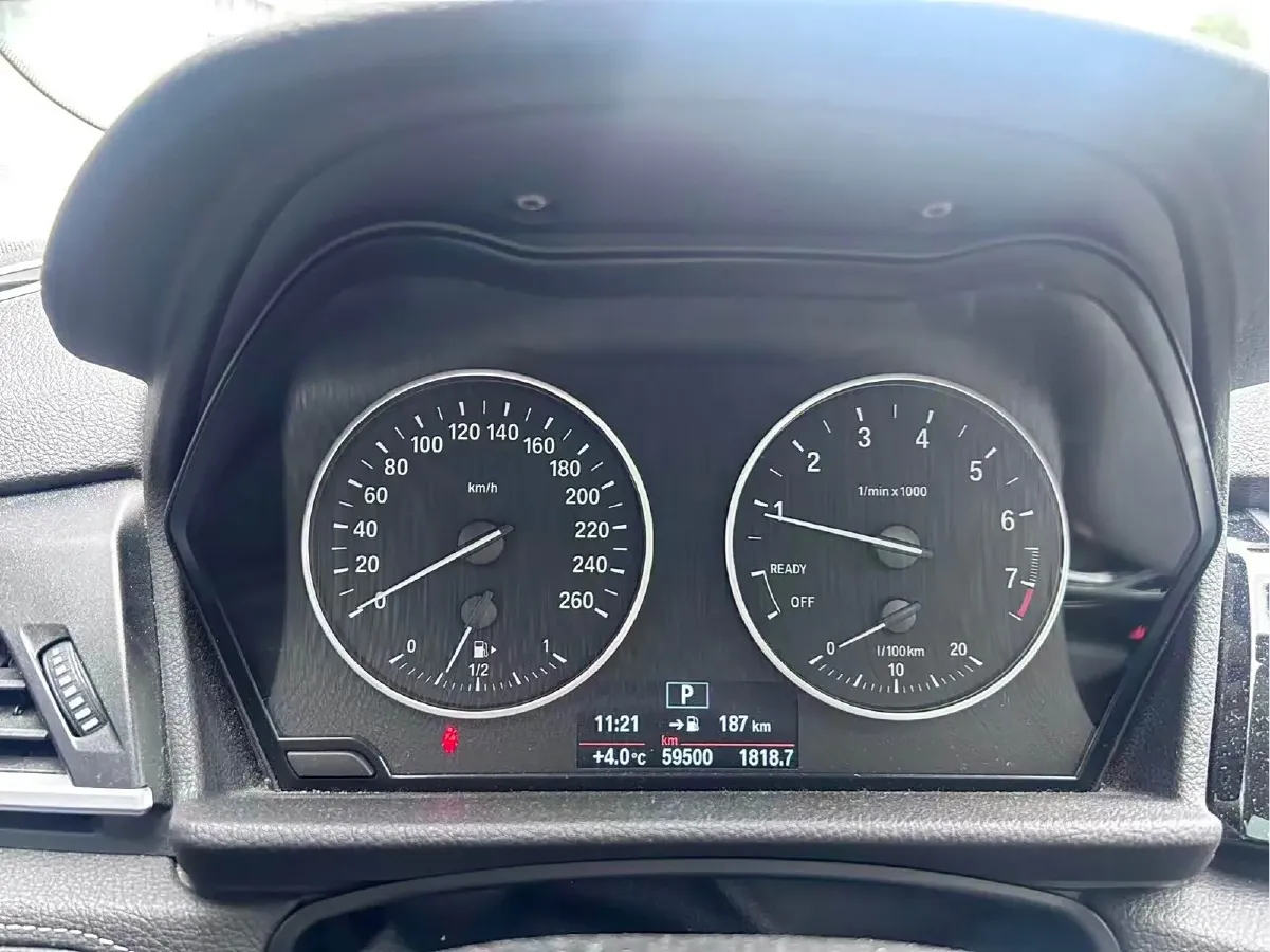 2016 BMW 2 Series Wagon 1.5T 136HP L3 6AT,autocango,china used car exporter,china ev exporter,chinese used car exporter,chinese used ev exporter