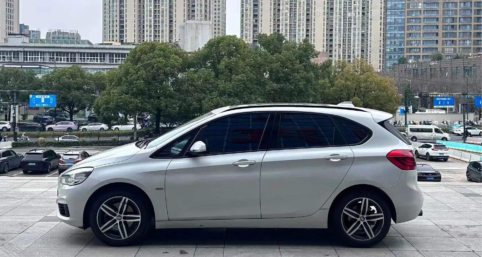 2016 BMW 2 Series Wagon 1.5T 136HP L3 6AT,autocango,china used car exporter,china ev exporter,chinese used car exporter,chinese used ev exporter