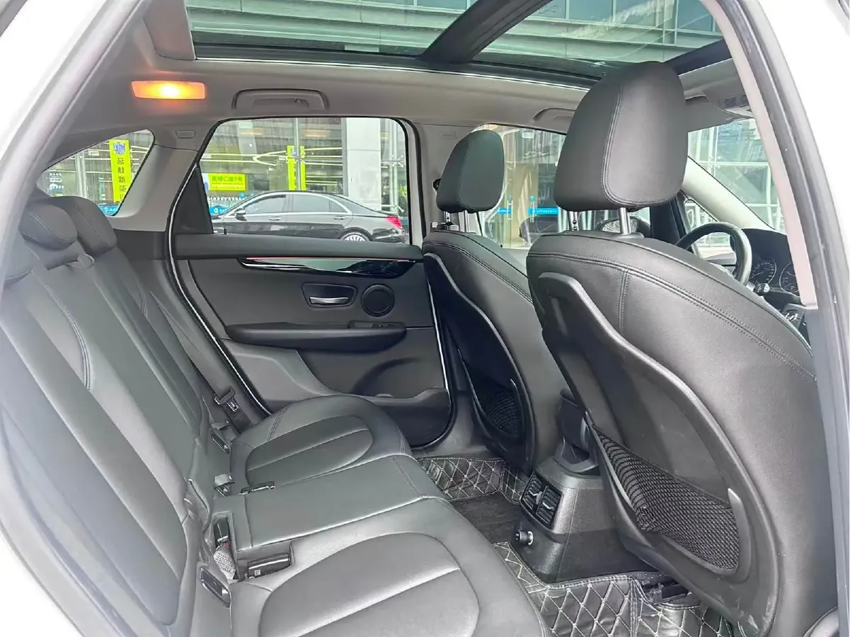 2016 BMW 2 Series Wagon 1.5T 136HP L3 6AT,autocango,china used car exporter,china ev exporter,chinese used car exporter,chinese used ev exporter