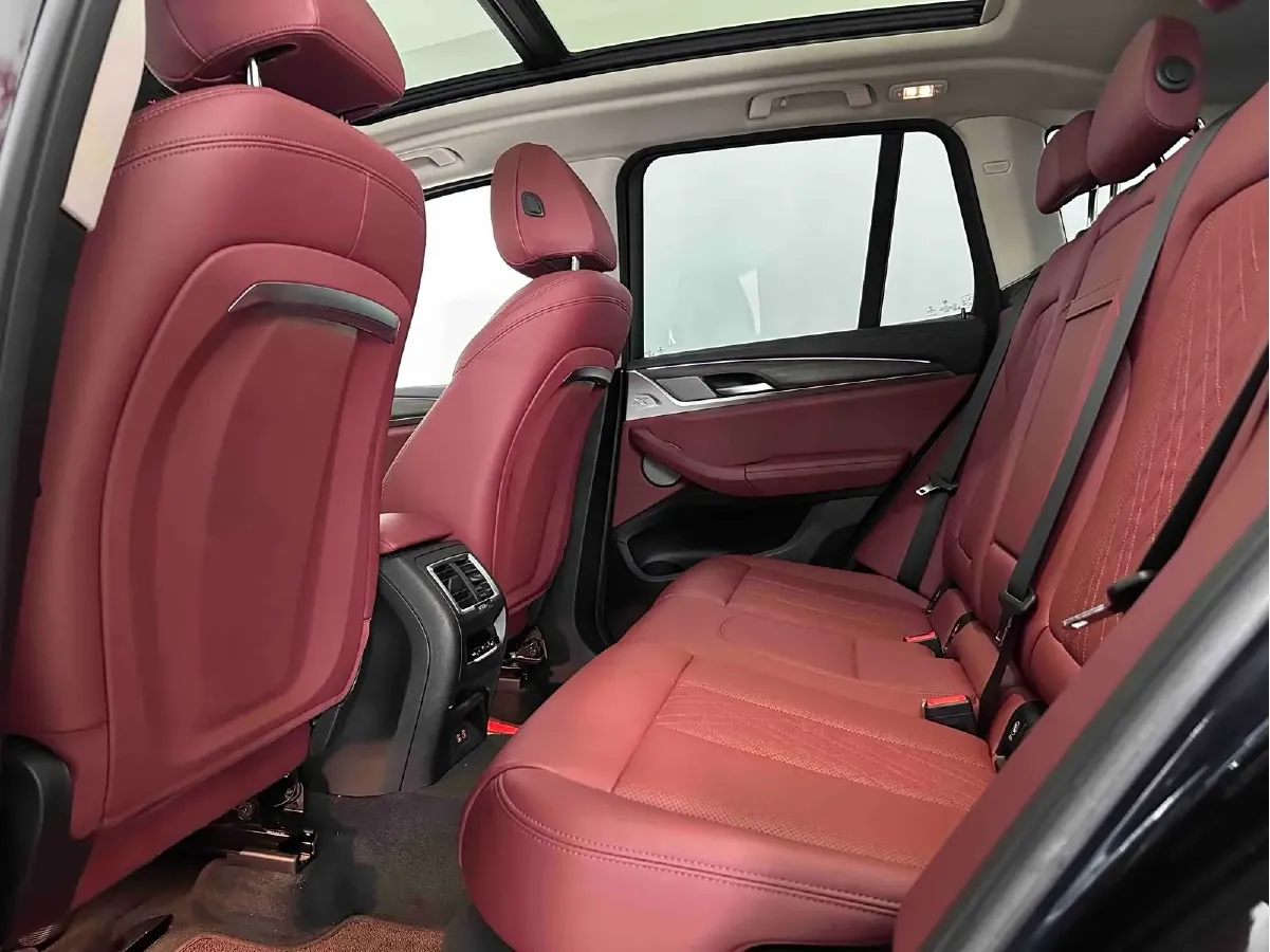 2022 BMW X3 2.0T 252HP L4 8AT,autocango,china used car exporter,china ev exporter,chinese used car exporter,chinese used ev exporter