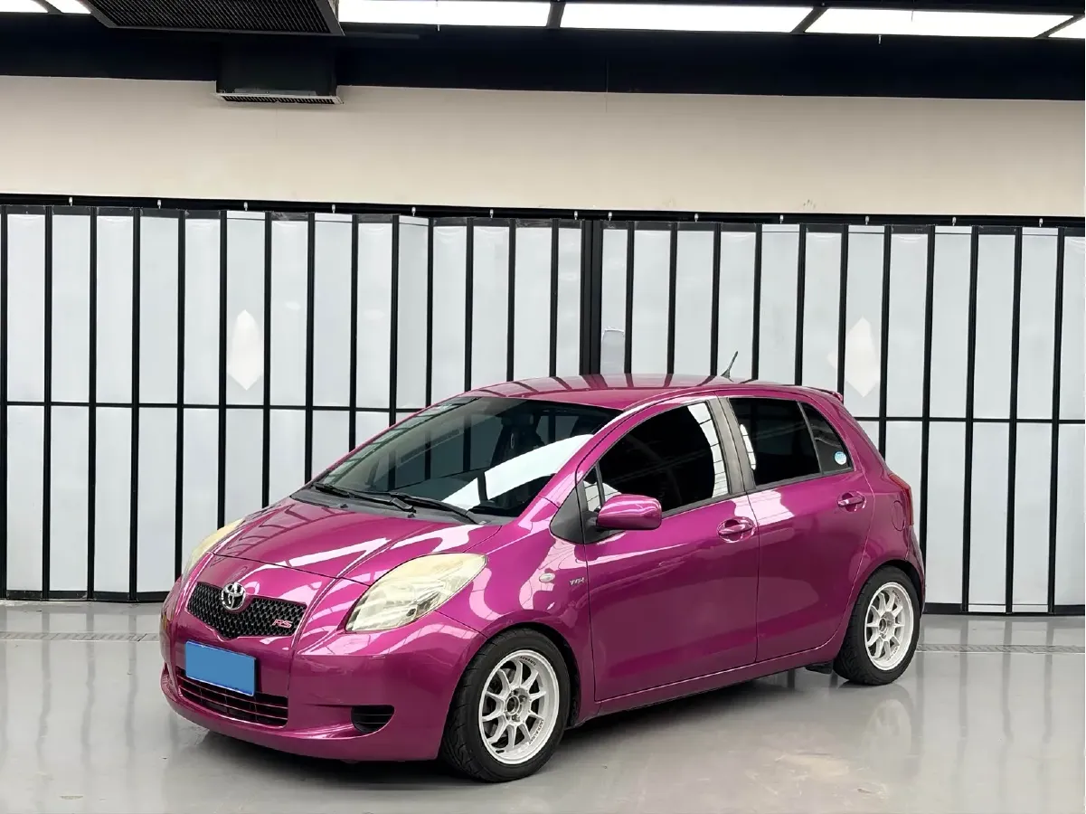 2011 Toyota Yaris 1.6L 118HP L4 5MT,autocango,china used car exporter,china ev exporter,chinese used car exporter,chinese used ev exporter