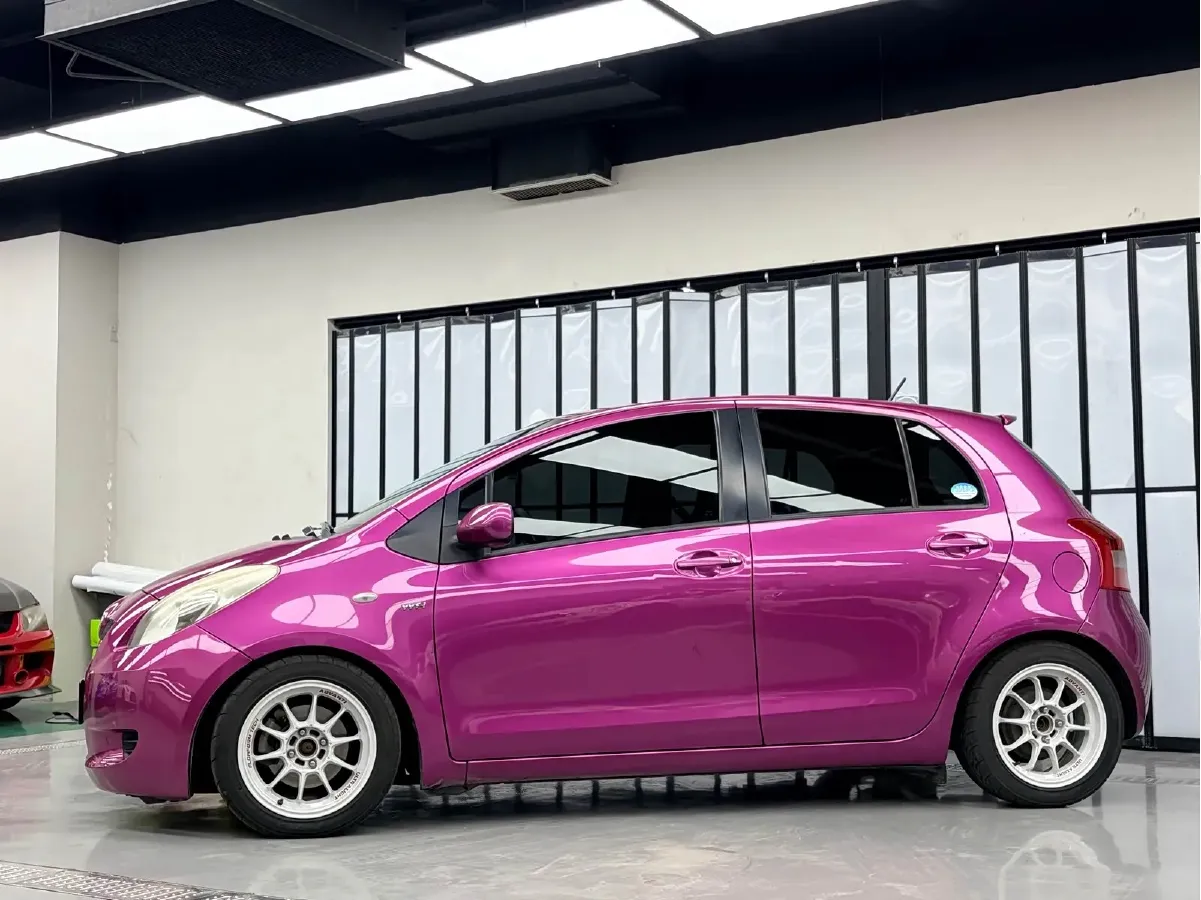 2011 Toyota Yaris 1.6L 118HP L4 5MT,autocango,china used car exporter,china ev exporter,chinese used car exporter,chinese used ev exporter