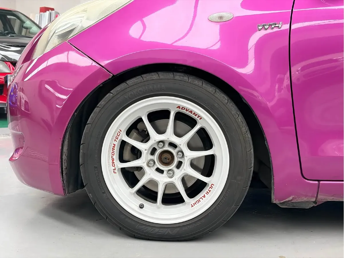 2011 Toyota Yaris 1.6L 118HP L4 5MT,autocango,china used car exporter,china ev exporter,chinese used car exporter,chinese used ev exporter