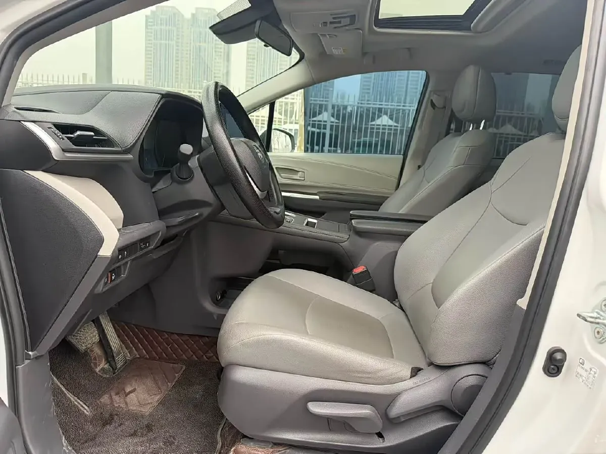 2024 Toyota Granvia 2.5L 189HP L4 E-CVT Hybrid,autocango,china used car exporter,china ev exporter,chinese used car exporter,chinese used ev exporter
