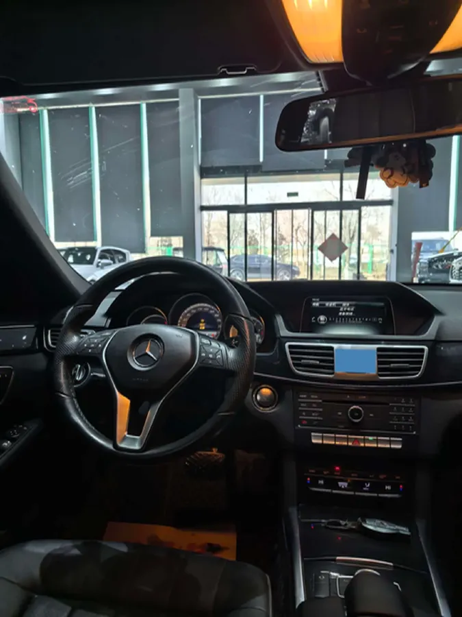 2016 Mercedes-Benz E Class 2.0T 184HP L4 9AT,autocango,china used car exporter,china ev exporter,chinese used car exporter,chinese used ev exporter