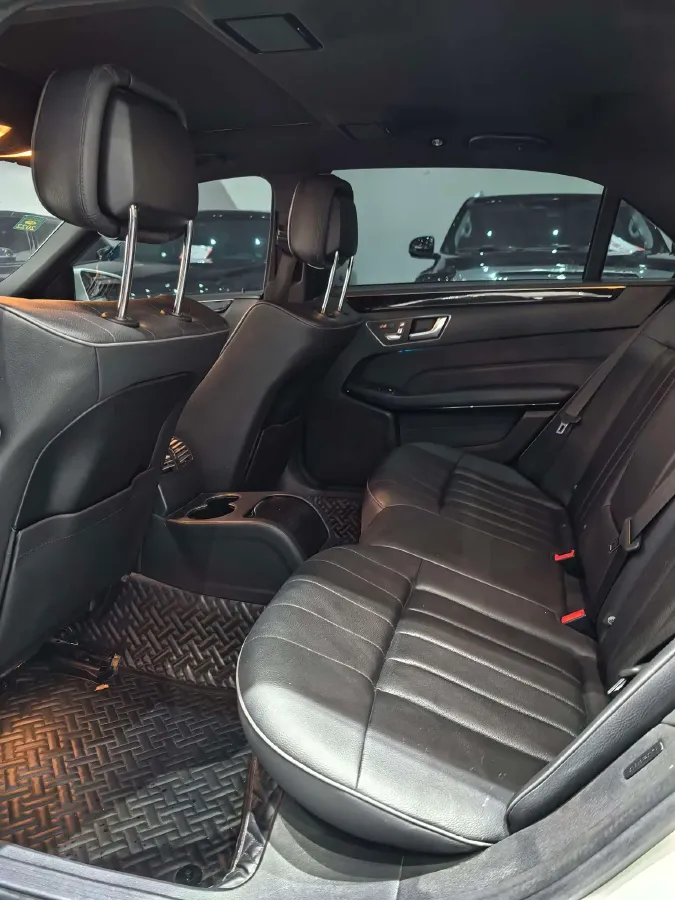 2016 Mercedes-Benz E Class 2.0T 184HP L4 9AT,autocango,china used car exporter,china ev exporter,chinese used car exporter,chinese used ev exporter