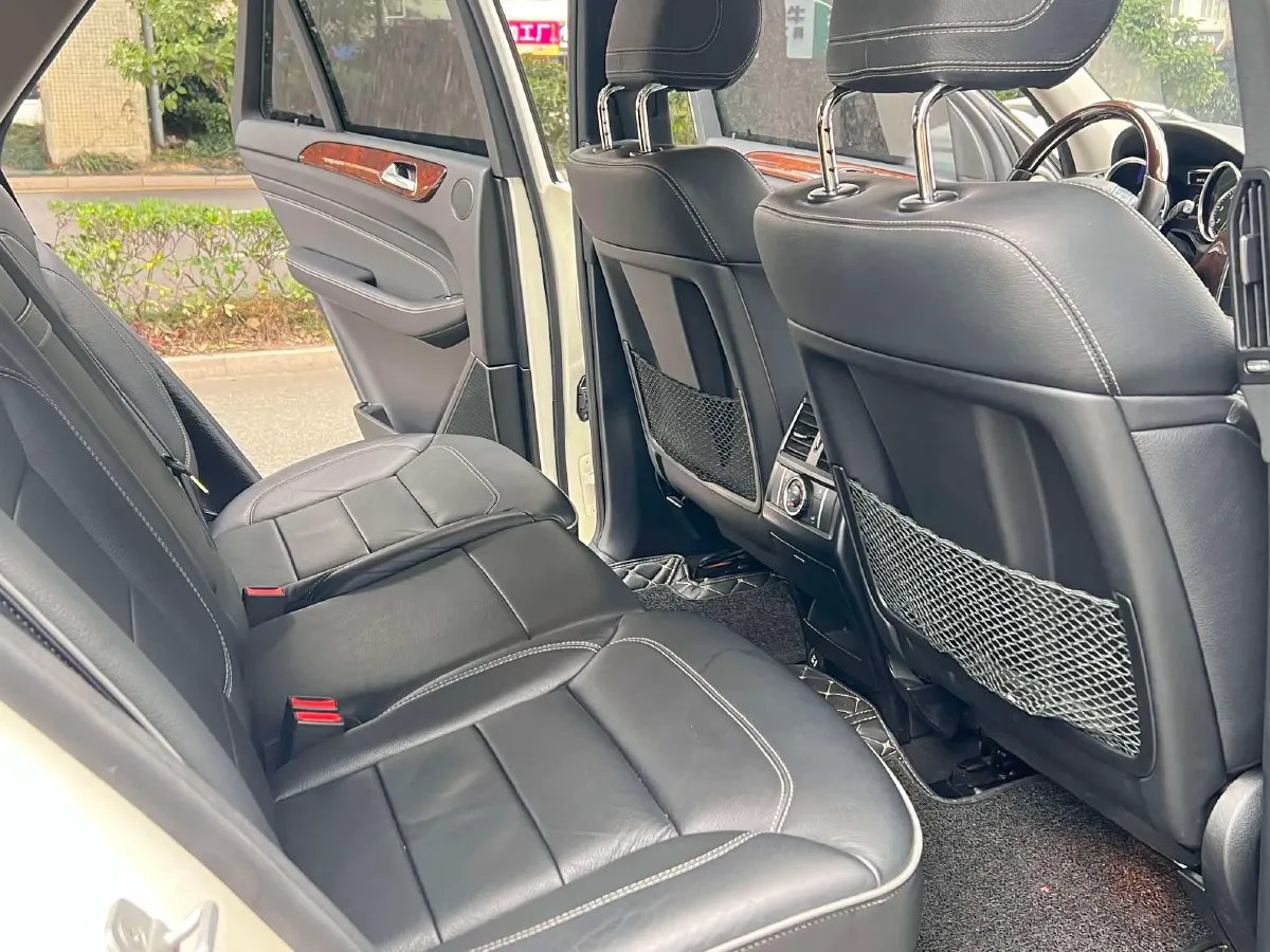 2012 Mercedes-Benz M Class 3.5L 306HP V6 7AT,autocango,china used car exporter,china ev exporter,chinese used car exporter,chinese used ev exporter