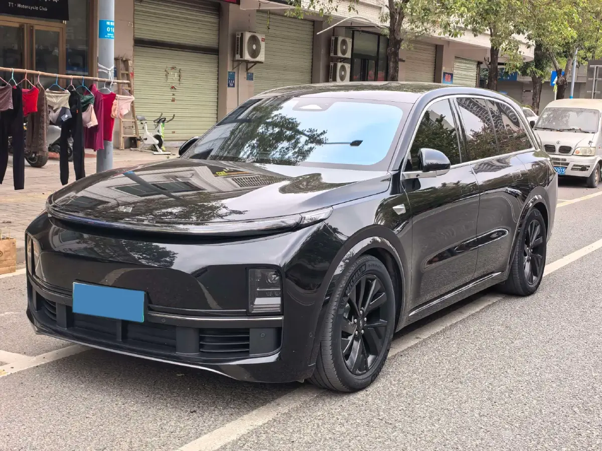 2023 Li L8 Range Extended 154HP REEV 40.9KWH