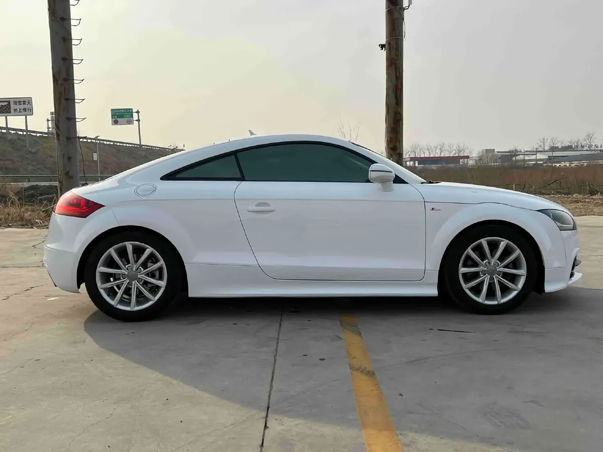 2014 Audi TT 2.0T 211HP L4 6DCT,autocango,china used car exporter,china ev exporter,chinese used car exporter,chinese used ev exporter