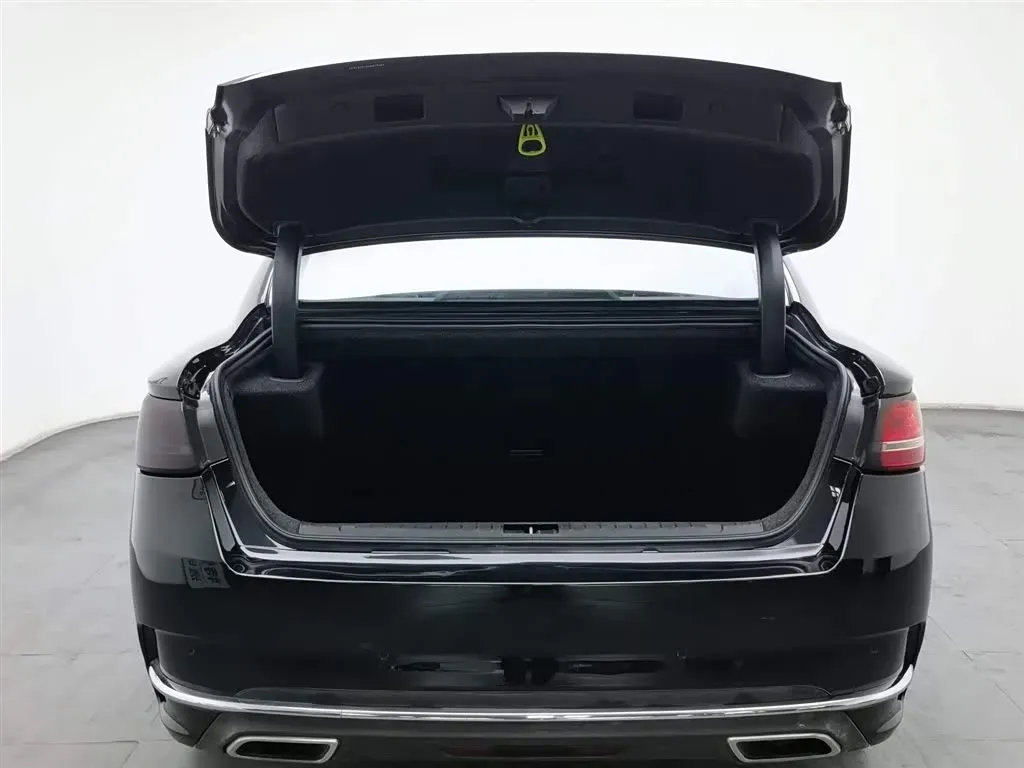 2017 Geely Emgrand GT 1.8T 184HP L4 6AT,autocango,china used car exporter,china ev exporter,chinese used car exporter,chinese used ev exporter