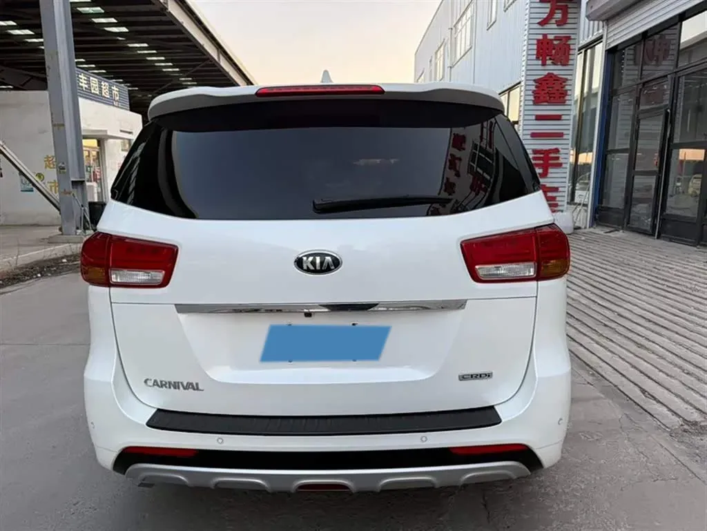 2015 Kia Carnival 2.2T 200HP L4 6AT,autocango,china used car exporter,china ev exporter,chinese used car exporter,chinese used ev exporter