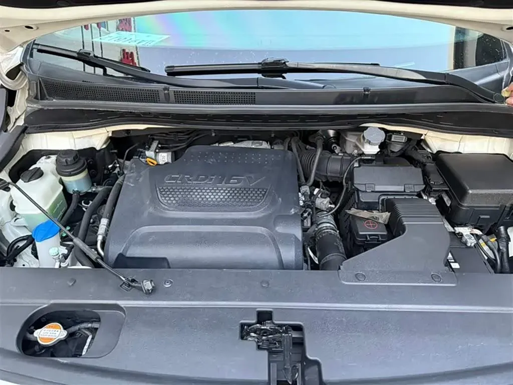 2015 Kia Carnival 2.2T 200HP L4 6AT,autocango,china used car exporter,china ev exporter,chinese used car exporter,chinese used ev exporter