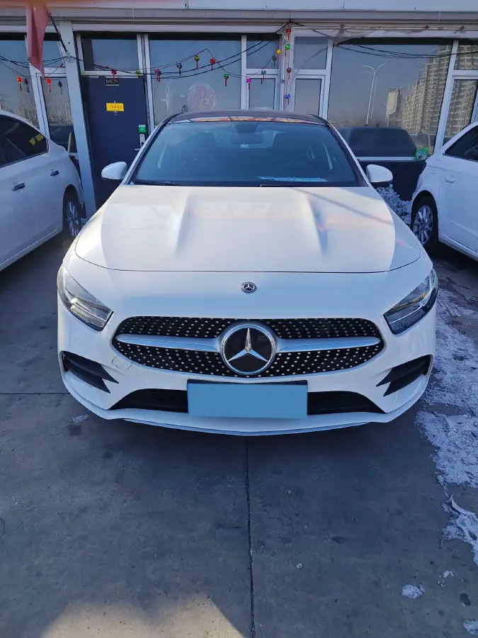 2020 Mercedes-Benz A Class 1.3T 136HP L4 7DCT