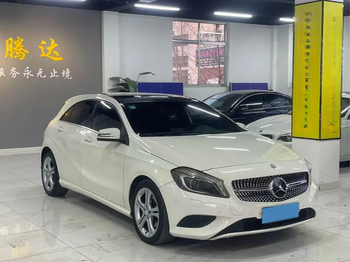 2015 Mercedes-Benz A Class 1.6T 122HP L4 7DCT,autocango,china used car exporter,china ev exporter,chinese used car exporter,chinese used ev exporter