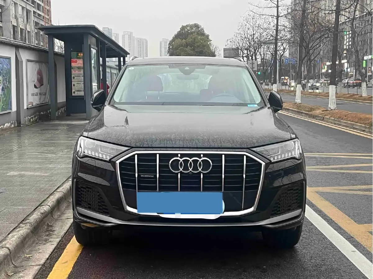 2023 Audi Q7 3.0T 340HP V6 8AT,autocango,china used car exporter,china ev exporter,chinese used car exporter,chinese used ev exporter