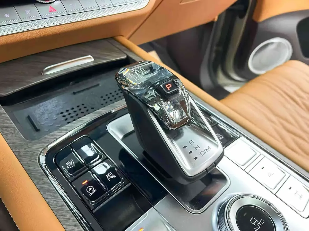 2022 Tank 500 3.0T 360HP V6 9AT,autocango,china used car exporter,china ev exporter,chinese used car exporter,chinese used ev exporter