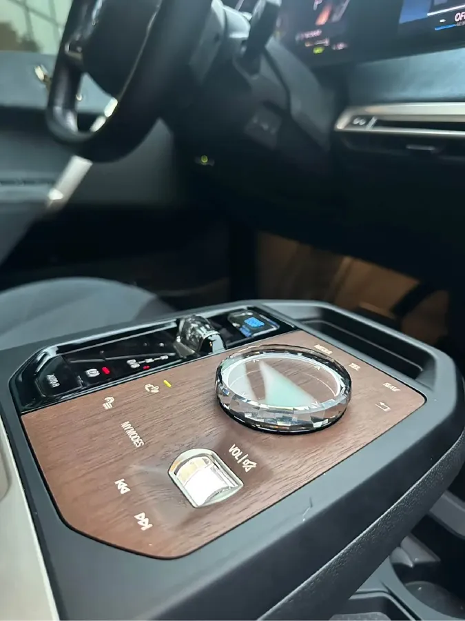 2022 BMW iX BEV 76.6KWH,autocango,china used car exporter,china ev exporter,chinese used car exporter,chinese used ev exporter