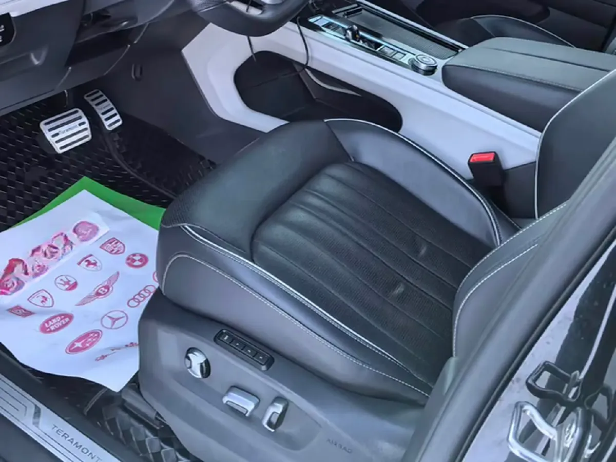 2022 Volkswagen Teramont 2.0T 220HP L4 7DCT,autocango,china used car exporter,china ev exporter,chinese used car exporter,chinese used ev exporter