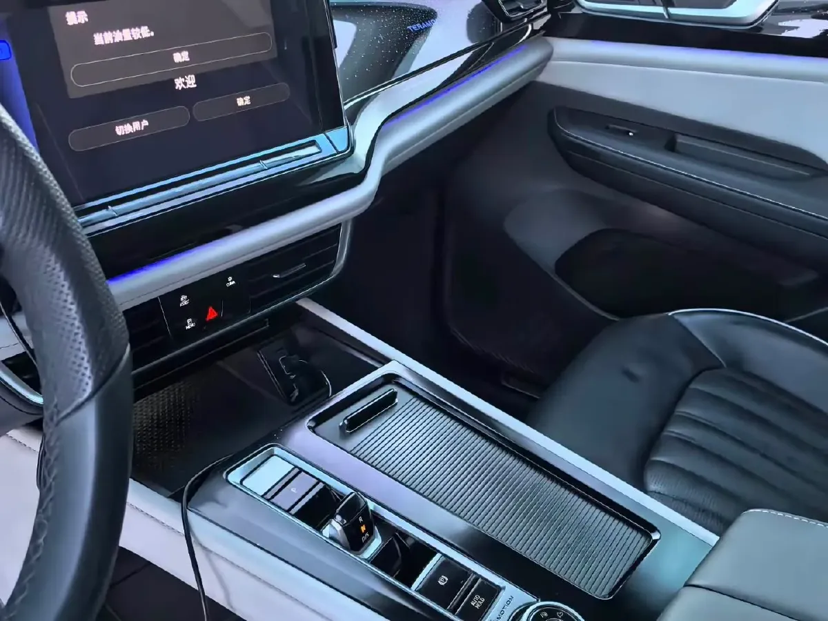 2022 Volkswagen Teramont 2.0T 220HP L4 7DCT,autocango,china used car exporter,china ev exporter,chinese used car exporter,chinese used ev exporter