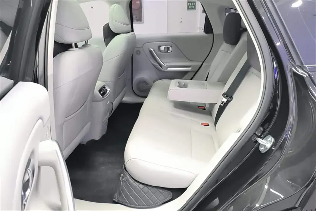 2025 Leapmotor B01 BEV,autocango,china used car exporter,china ev exporter,chinese used car exporter,chinese used ev exporter