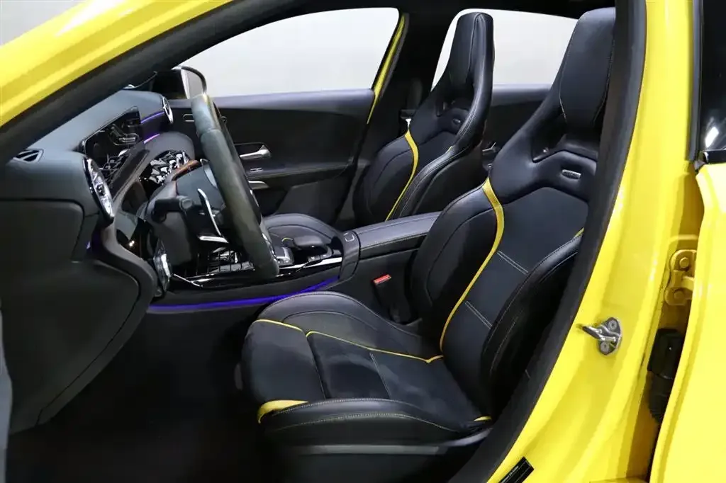 2022 Mercedes-Benz A AMG 2.0T 421HP L4 8DCT,autocango,china used car exporter,china ev exporter,chinese used car exporter,chinese used ev exporter