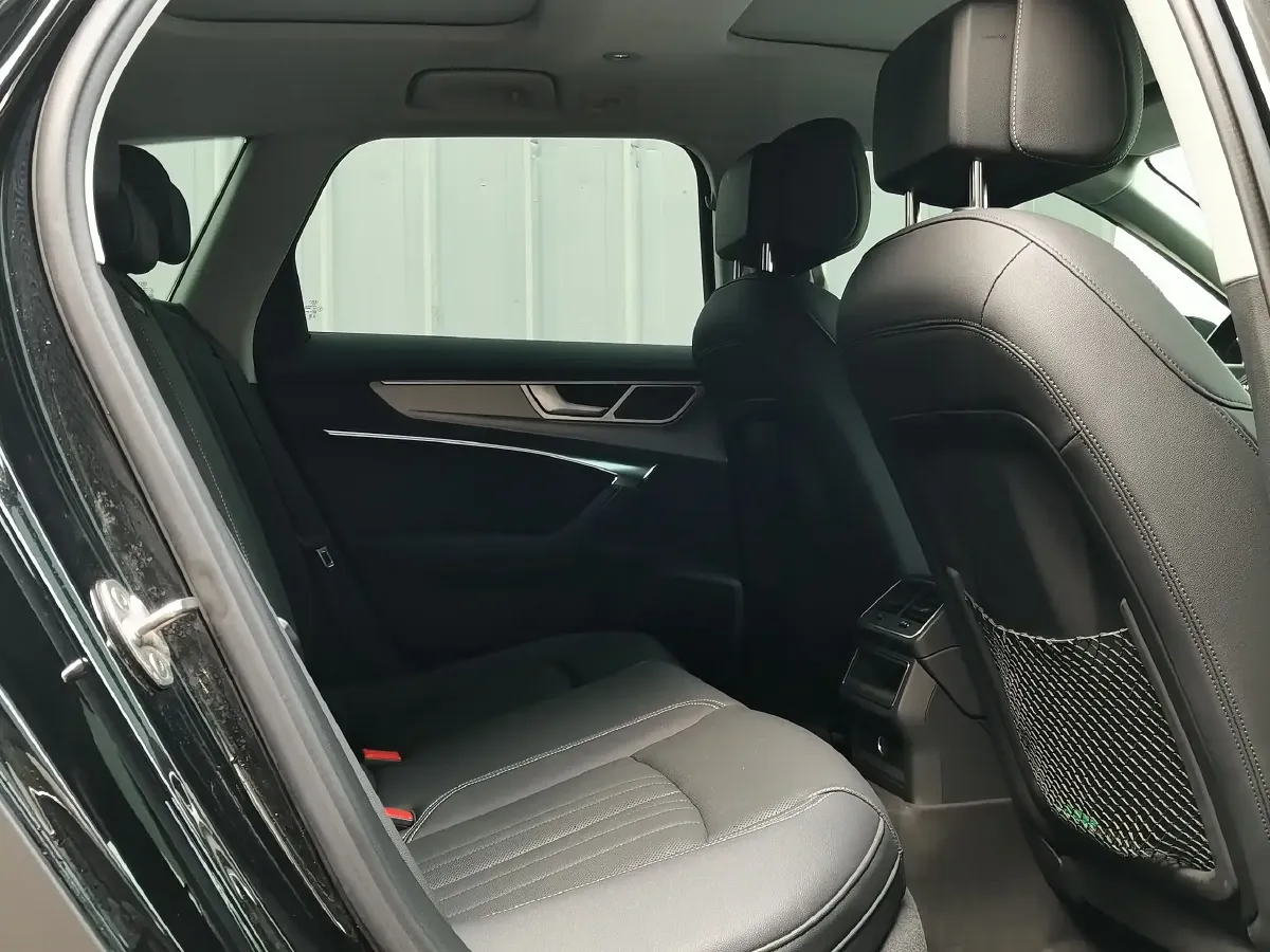 2024 Audi A6 3.0T 340HP V6 7DCT,autocango,china used car exporter,china ev exporter,chinese used car exporter,chinese used ev exporter