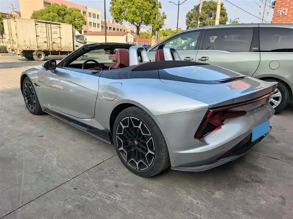 2024 MG Cyberster BEV 64KWH,autocango,china used car exporter,china ev exporter,chinese used car exporter,chinese used ev exporter