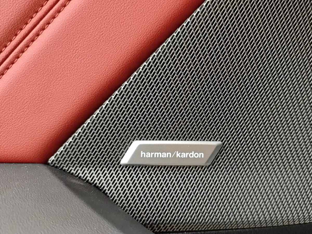 2025 BMW 2.0T 300HP L4 7DCT,autocango,china used car exporter,china ev exporter,chinese used car exporter,chinese used ev exporter