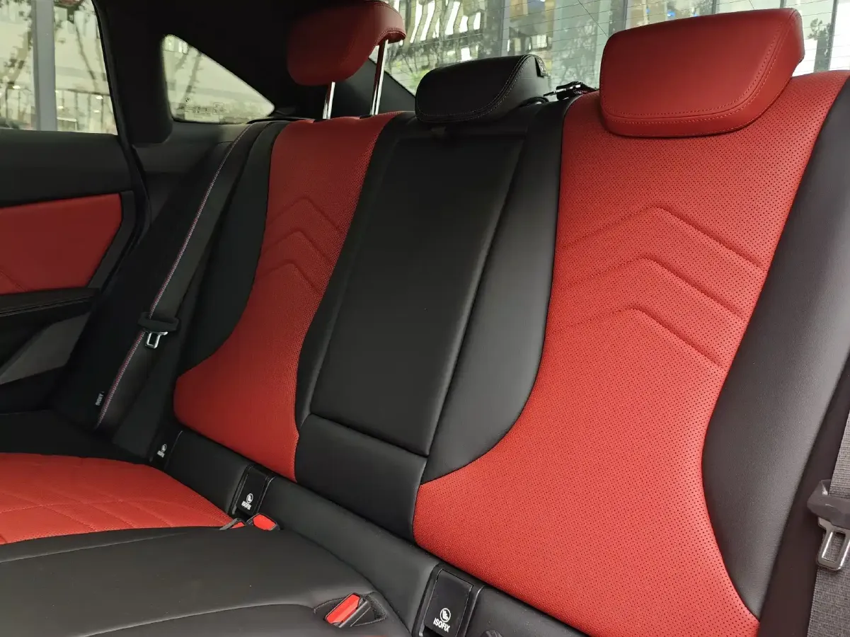 2025 BMW 2.0T 300HP L4 7DCT,autocango,china used car exporter,china ev exporter,chinese used car exporter,chinese used ev exporter