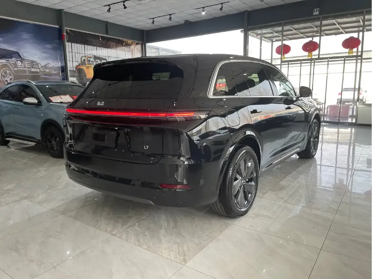2025 Li L7 Range Extended 154HP REEV,autocango,china used car exporter,china ev exporter,chinese used car exporter,chinese used ev exporter