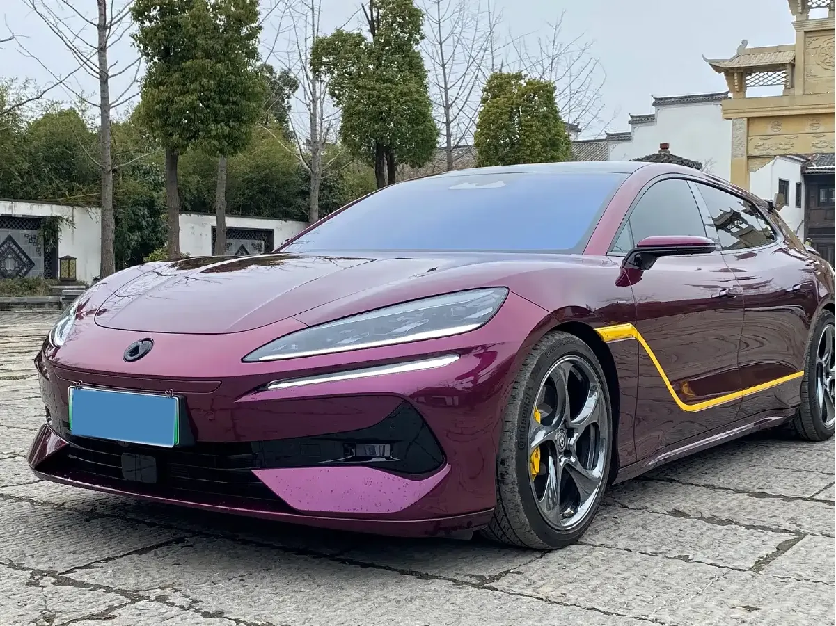 2024 Denza DenzaZ9GT 2.0T 207HP L4 E-CVT PHEV 38.5KWH,autocango,china used car exporter,china ev exporter,chinese used car exporter,chinese used ev exporter