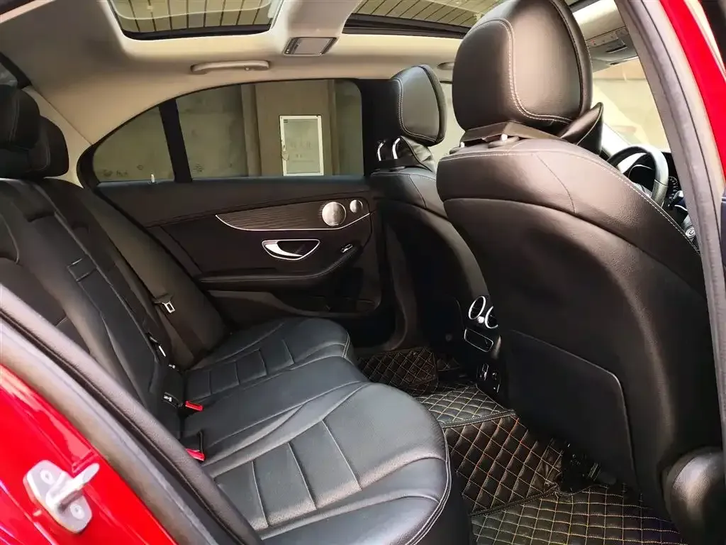 2021 Mercedes-Benz C Class 1.5T 184HP L4 9AT,autocango,china used car exporter,china ev exporter,chinese used car exporter,chinese used ev exporter