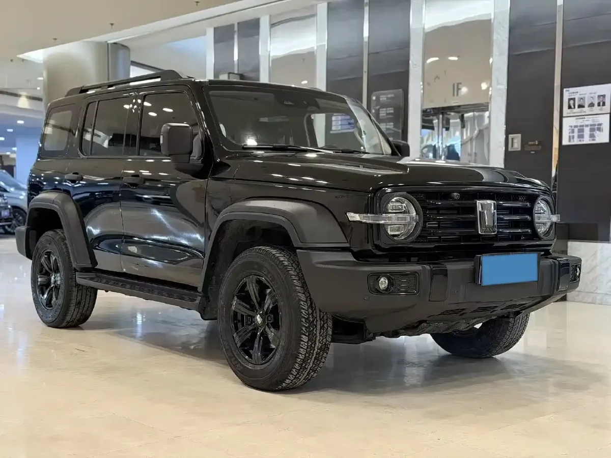 2023 Tank 300 2.0T 227HP L4 8AT,autocango,china used car exporter,china ev exporter,chinese used car exporter,chinese used ev exporter