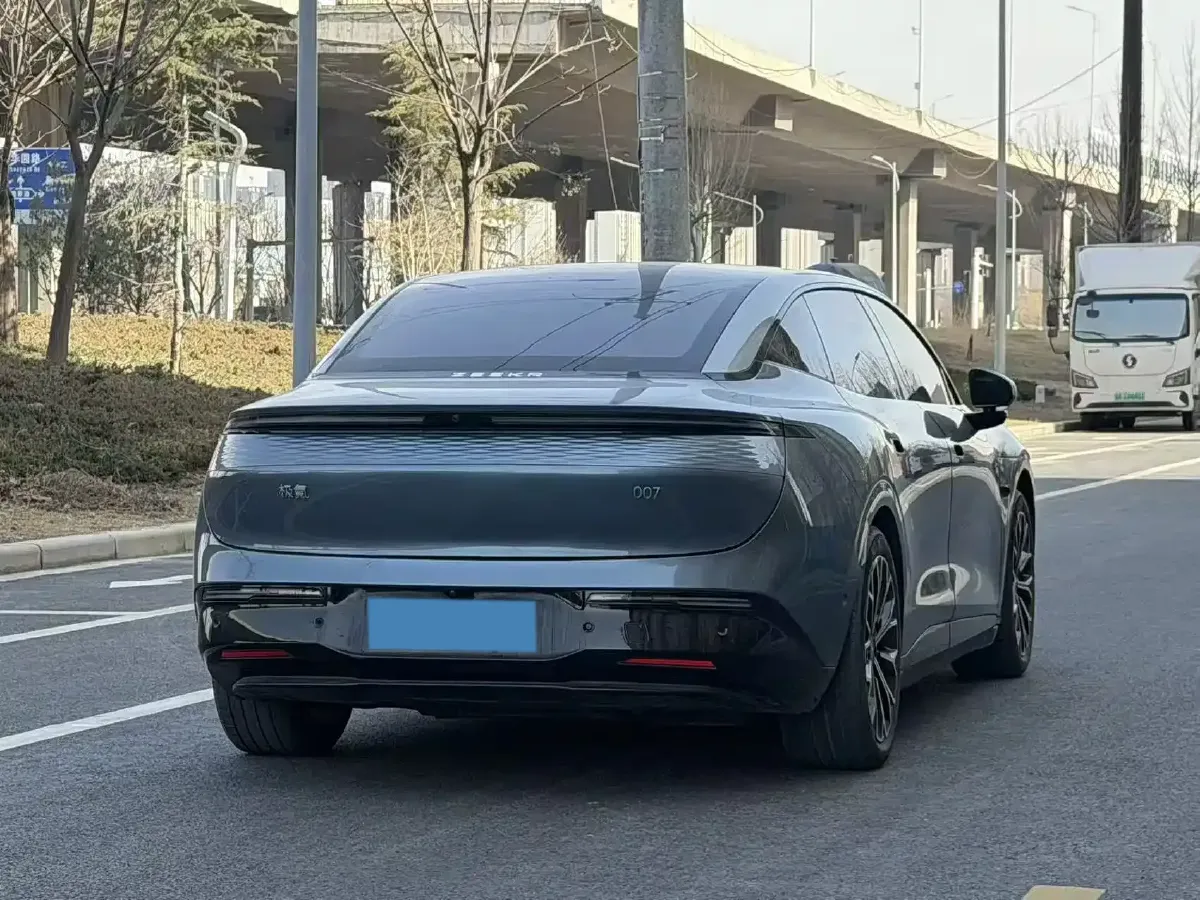 2024 Zeekr 007 BEV 75KWH,autocango,china used car exporter,china ev exporter,chinese used car exporter,chinese used ev exporter