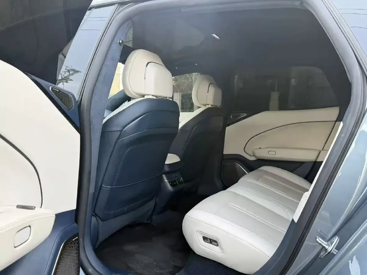 2024 Zeekr 007 BEV 75KWH,autocango,china used car exporter,china ev exporter,chinese used car exporter,chinese used ev exporter