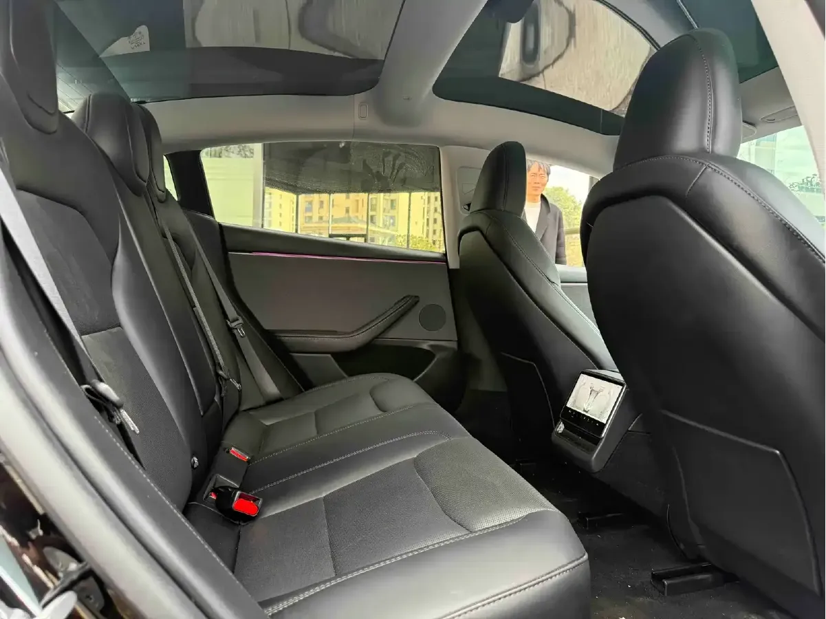 2025 Tesla Model 3 BEV 62.5KWH,autocango,china used car exporter,china ev exporter,chinese used car exporter,chinese used ev exporter