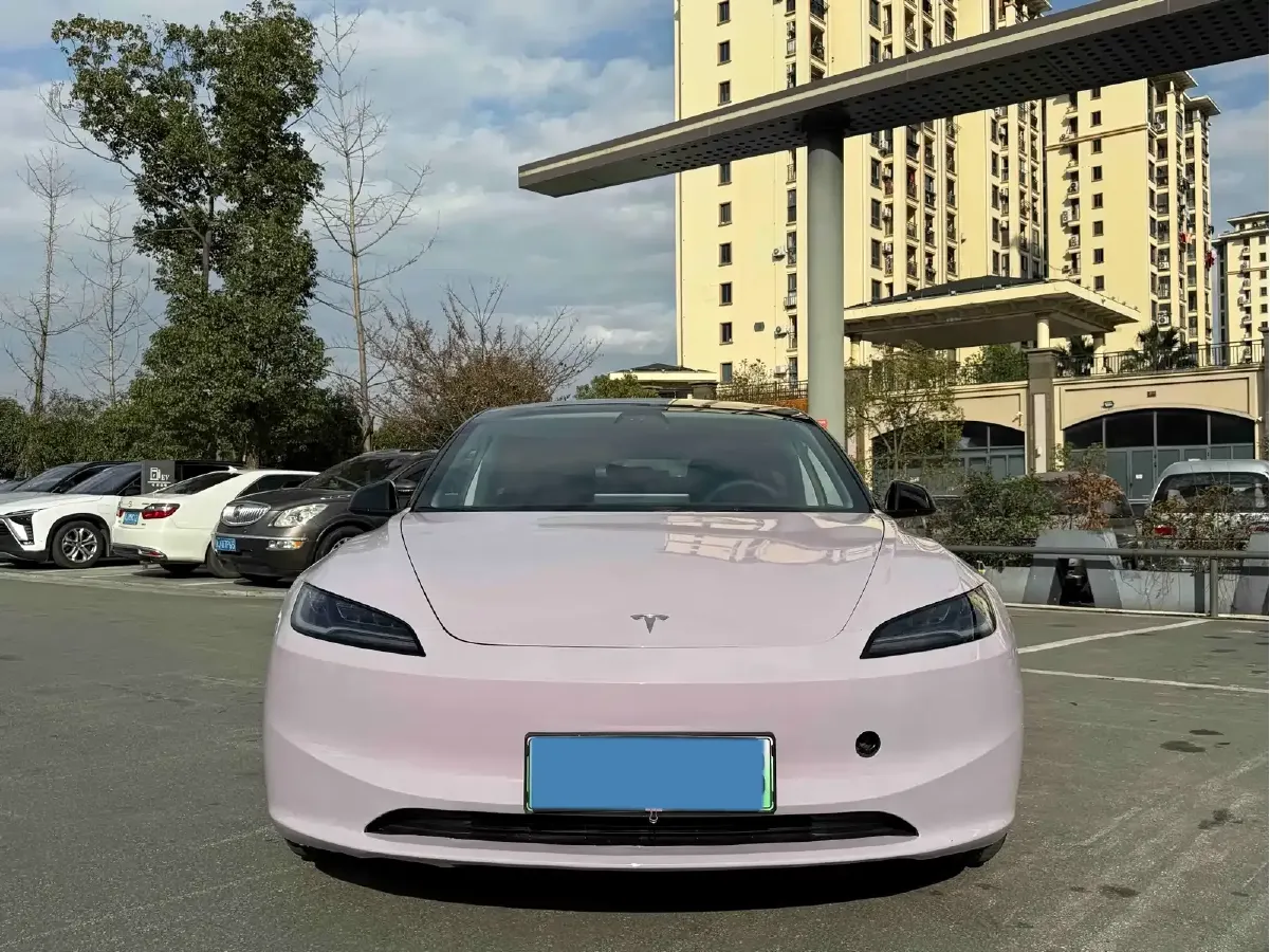 2025 Tesla Model 3 BEV 62.5KWH,autocango,china used car exporter,china ev exporter,chinese used car exporter,chinese used ev exporter