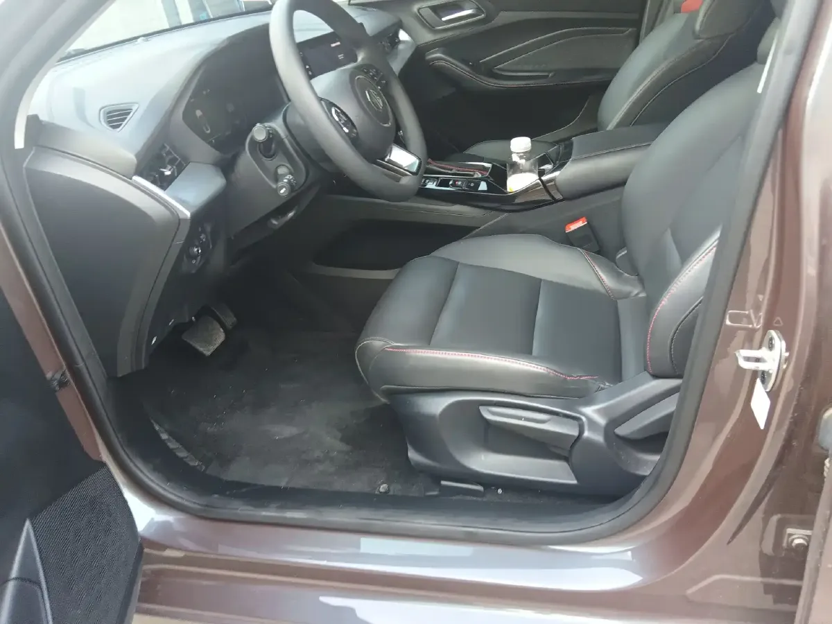 2021 MG 5 1.5L 120HP L4 CVT,autocango,china used car exporter,china ev exporter,chinese used car exporter,chinese used ev exporter