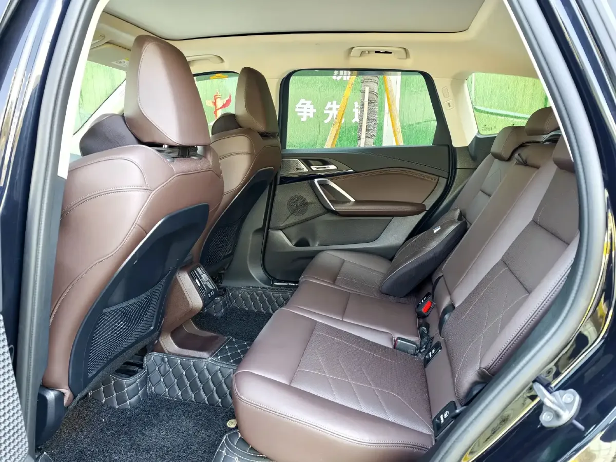 2024 BMW X1 2.0T 204HP L4 7DCT,autocango,china used car exporter,china ev exporter,chinese used car exporter,chinese used ev exporter