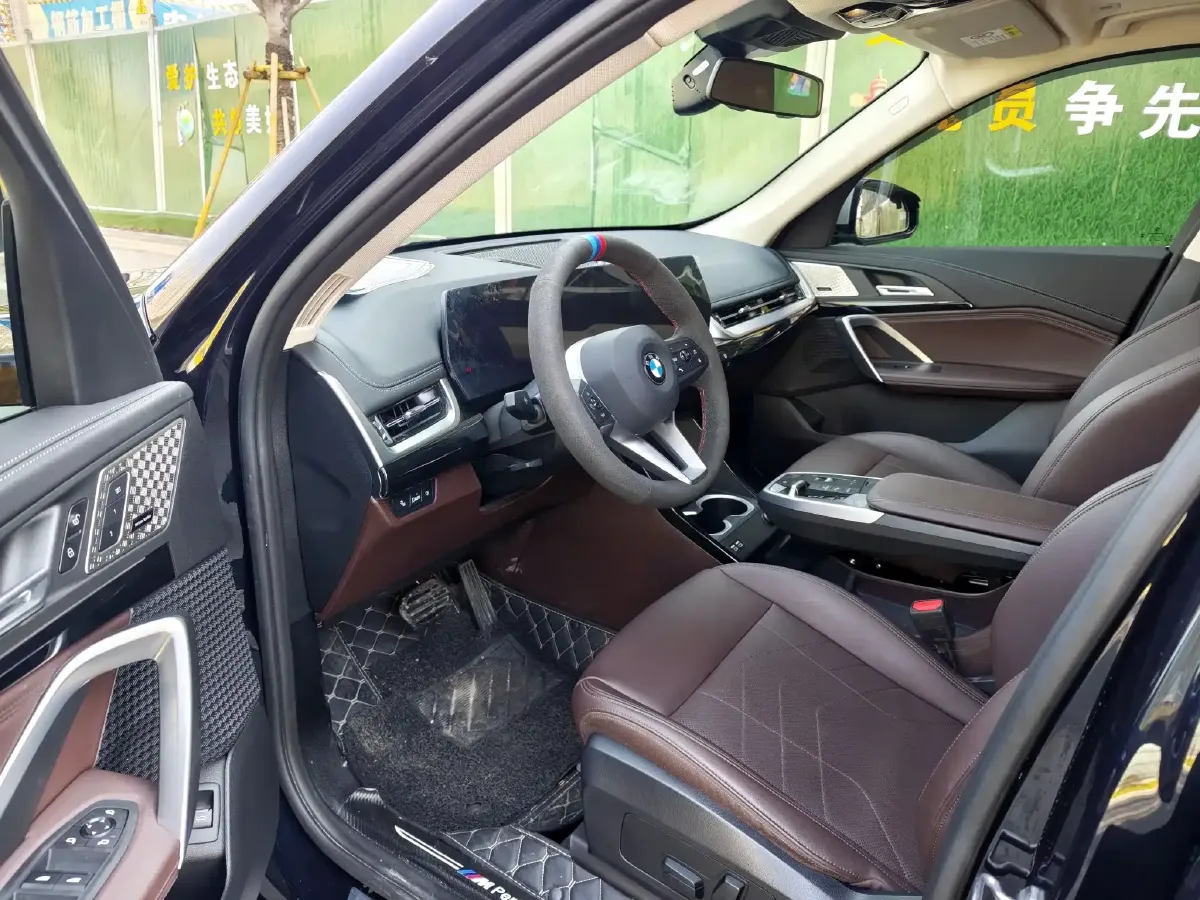 2024 BMW X1 2.0T 204HP L4 7DCT,autocango,china used car exporter,china ev exporter,chinese used car exporter,chinese used ev exporter