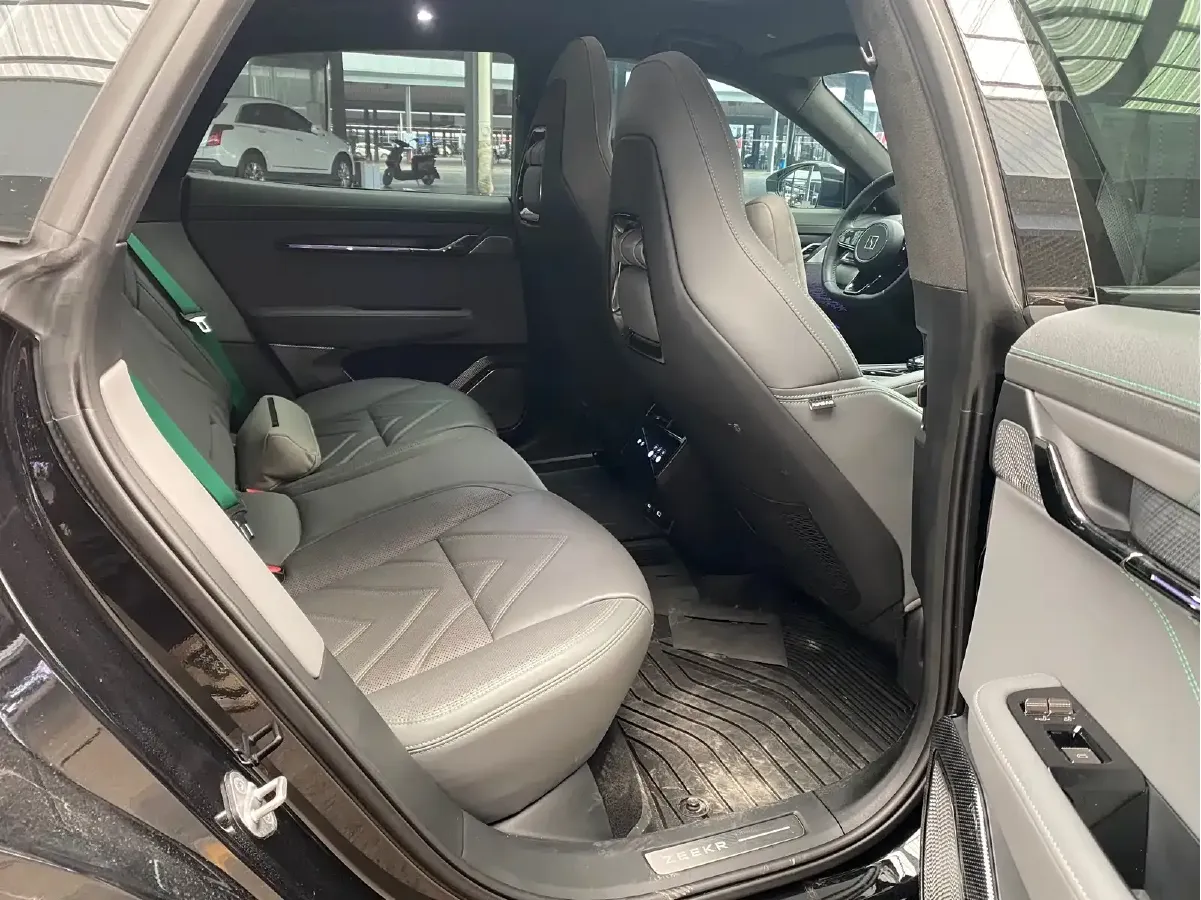 2024 Zeekr 001 BEV 100KWH,autocango,china used car exporter,china ev exporter,chinese used car exporter,chinese used ev exporter