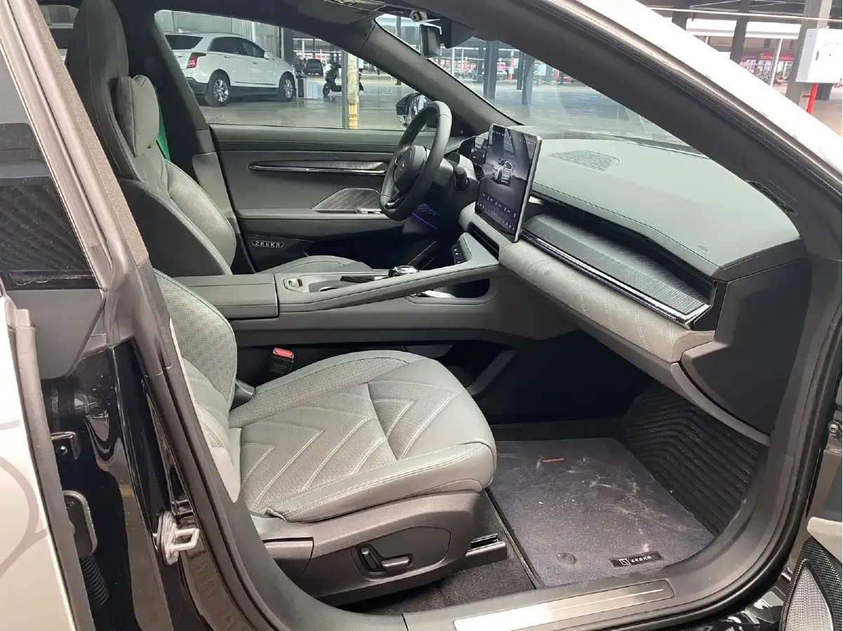 2024 Zeekr 001 BEV 100KWH,autocango,china used car exporter,china ev exporter,chinese used car exporter,chinese used ev exporter