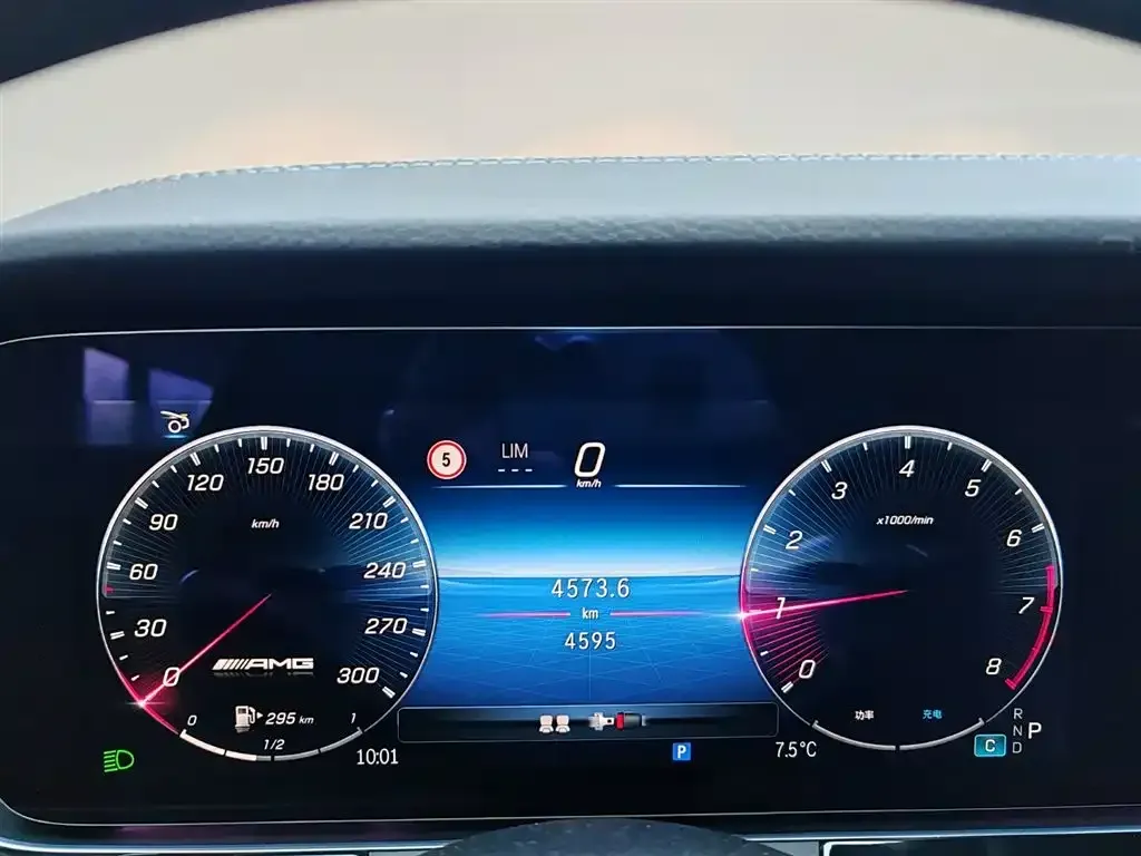 2025 Mercedes-Benz AMG GT 3.0T 367HP L6 9AT,autocango,china used car exporter,china ev exporter,chinese used car exporter,chinese used ev exporter