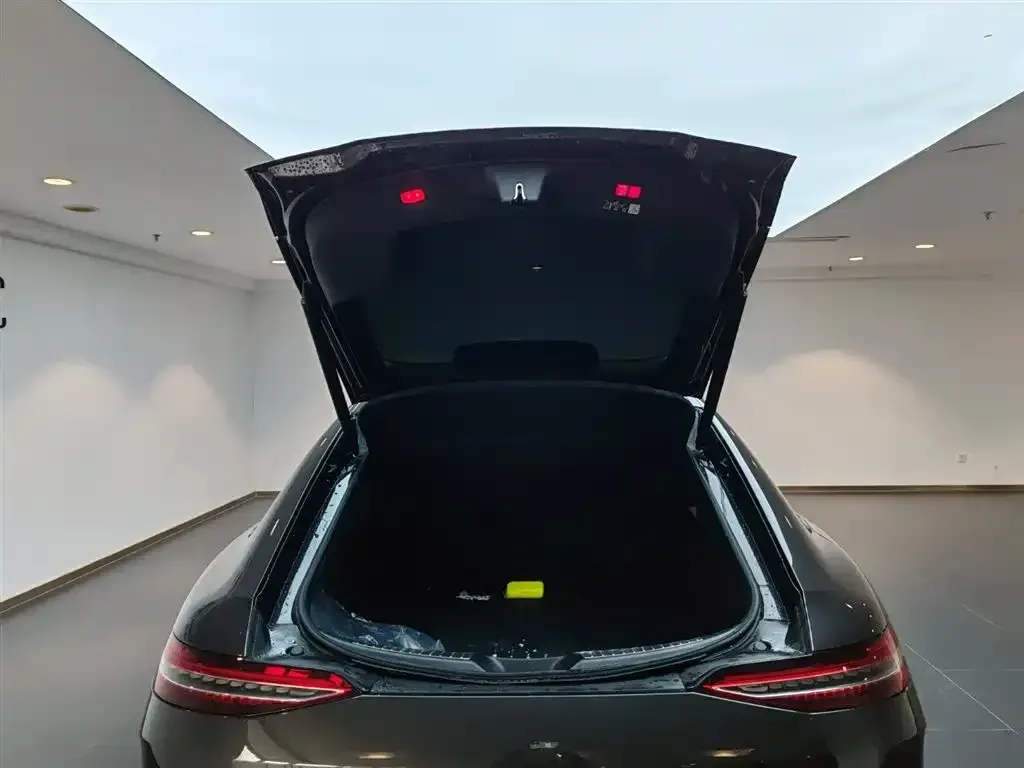 2025 Mercedes-Benz AMG GT 3.0T 367HP L6 9AT,autocango,china used car exporter,china ev exporter,chinese used car exporter,chinese used ev exporter