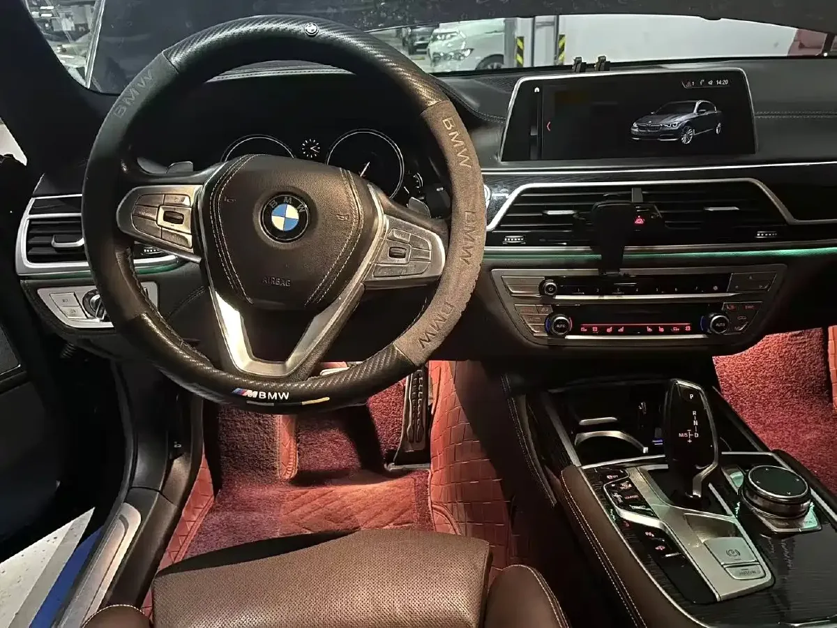 2018 BMW 7 Series 3.0T 326HP L6 8AT,autocango,china used car exporter,china ev exporter,chinese used car exporter,chinese used ev exporter