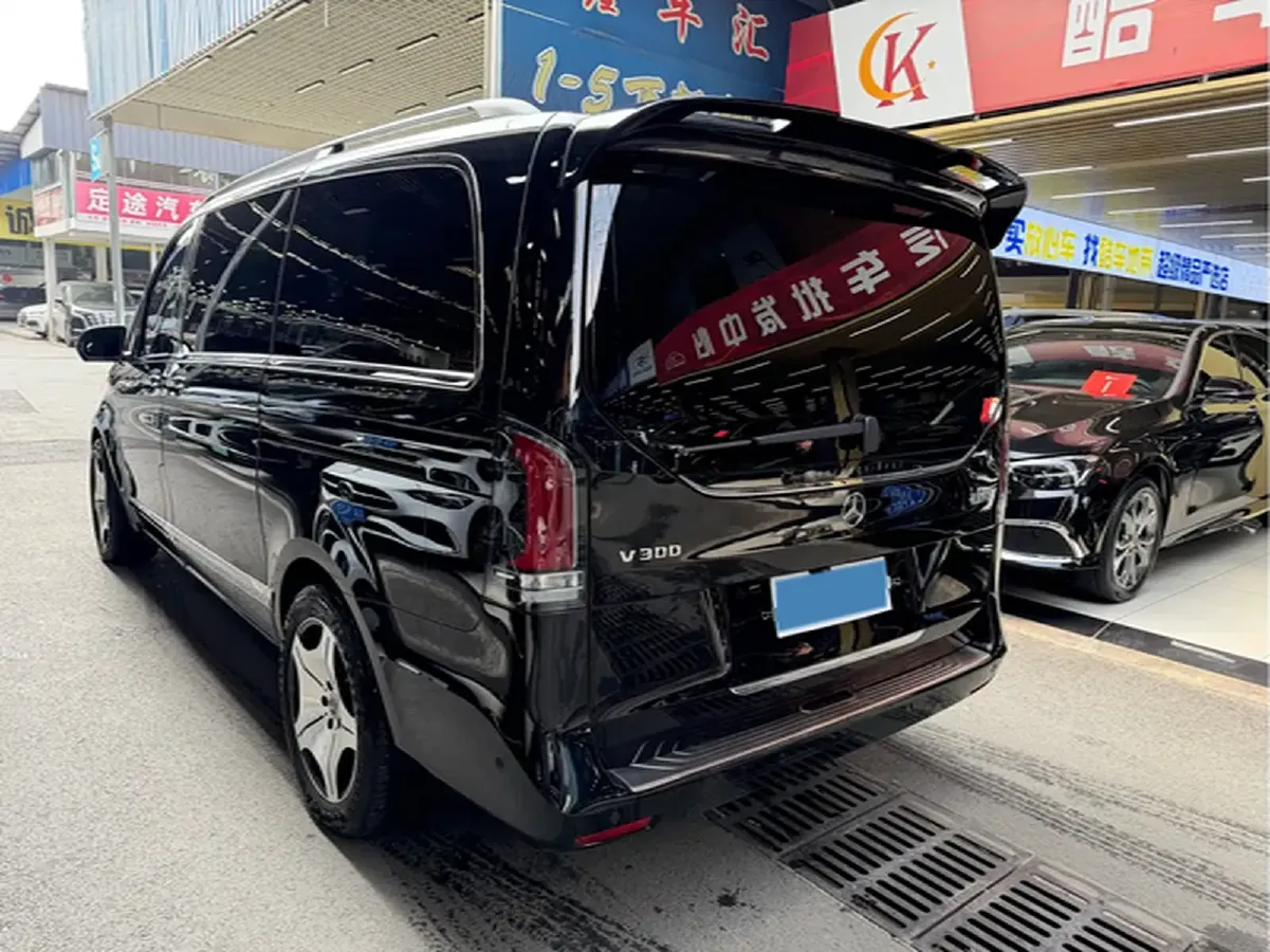2024 Mercedes-Benz V Class 2.0T 231HP L4 9AT,autocango,china used car exporter,china ev exporter,chinese used car exporter,chinese used ev exporter
