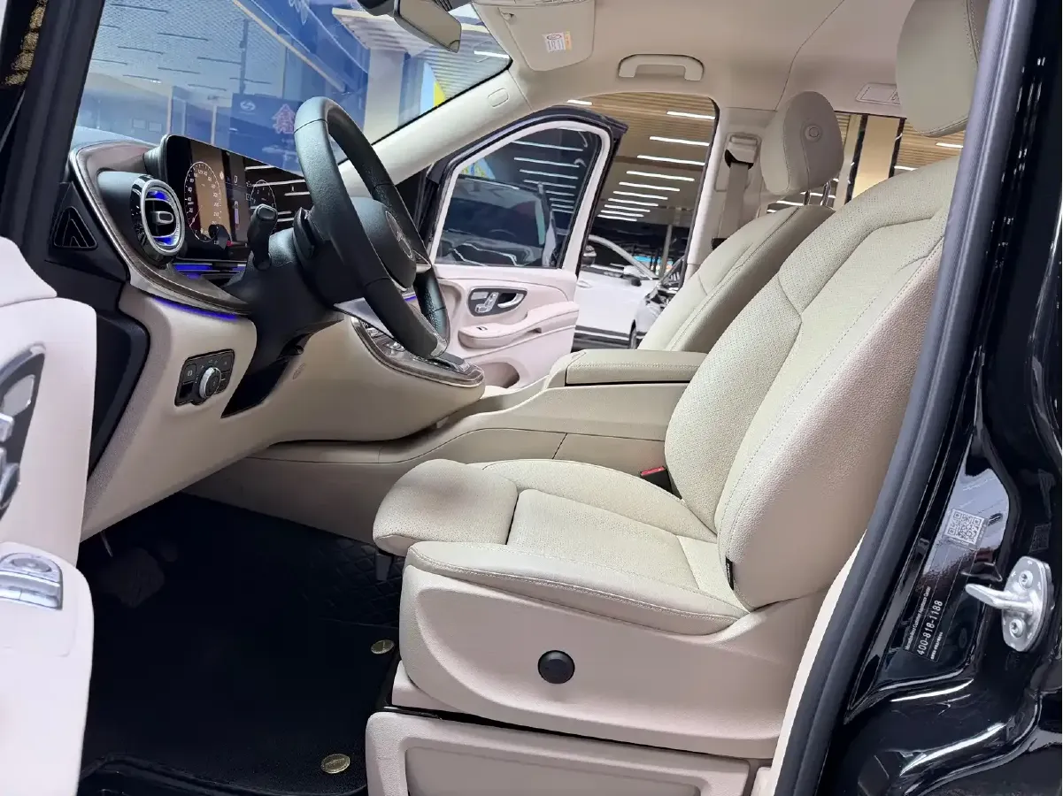 2024 Mercedes-Benz V Class 2.0T 231HP L4 9AT,autocango,china used car exporter,china ev exporter,chinese used car exporter,chinese used ev exporter